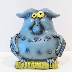 Blue Owl acrylic coin bank Paolo Chiari signed.. 4.5"